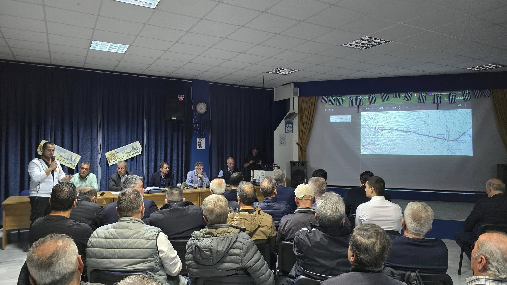 Χθες βράδυ στα Πετρανά του Δήμου Κοζάνης. 

Στην ενημερωτική συνάντηση που διορ…